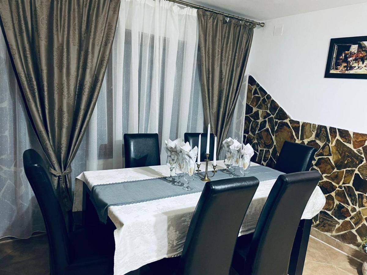 Cabana Loredana Vadu Motilor Bagian luar foto