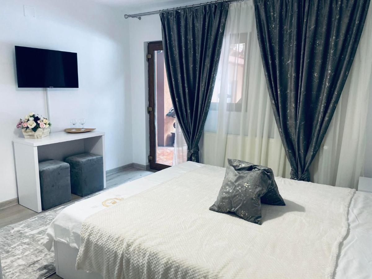 Cabana Loredana Vadu Motilor Bagian luar foto