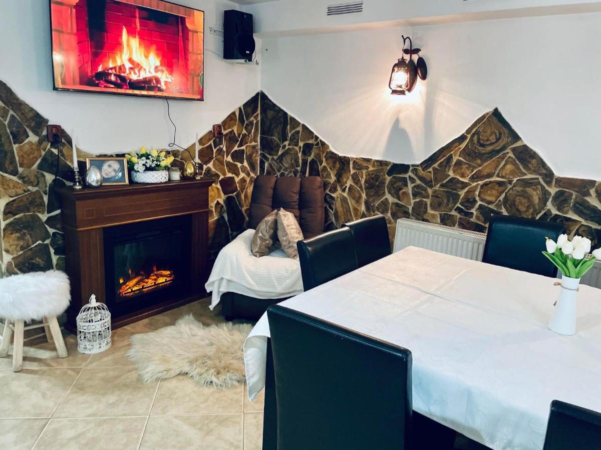 Cabana Loredana Vadu Motilor Bagian luar foto