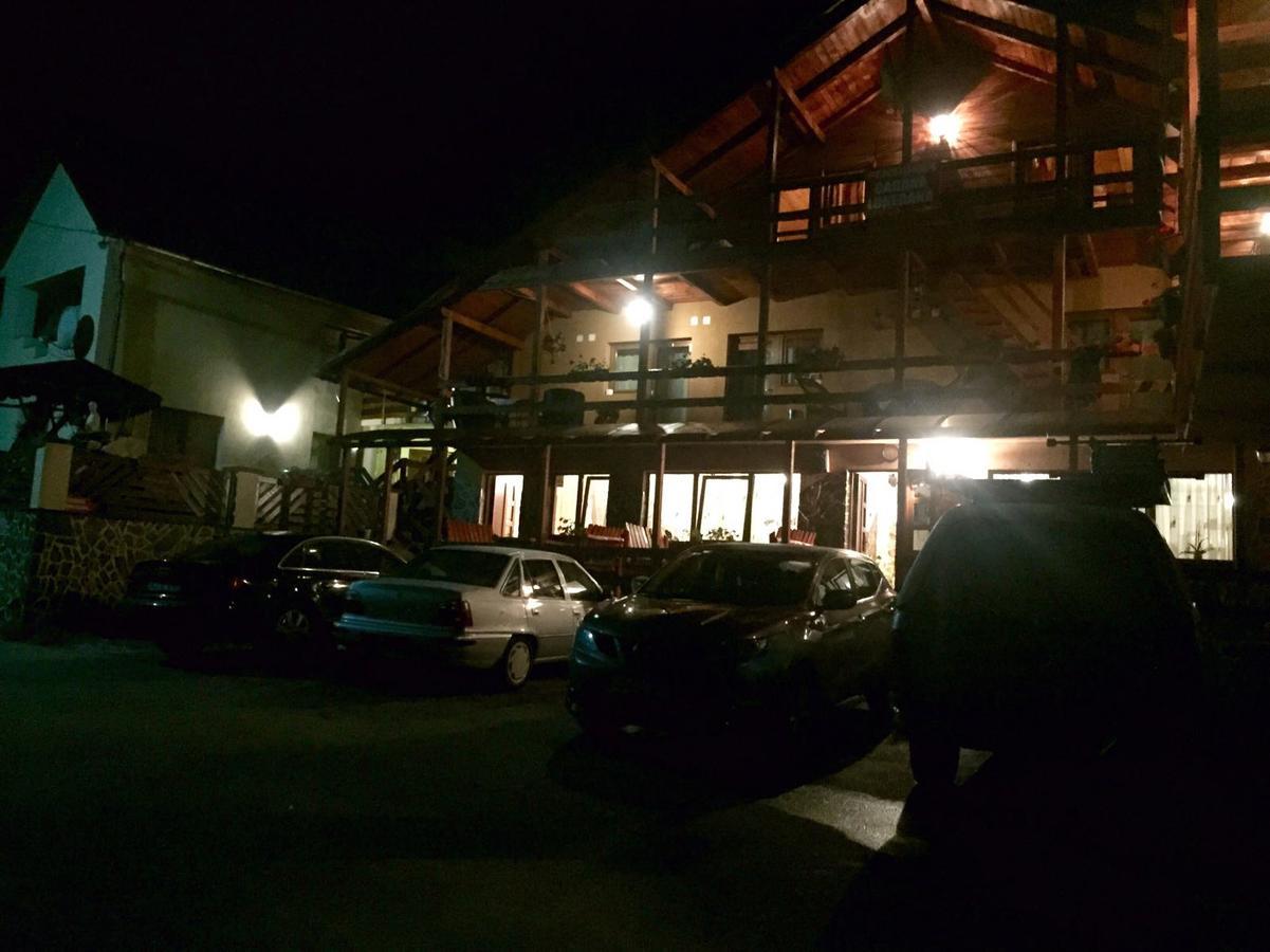 Cabana Loredana Vadu Motilor Bagian luar foto